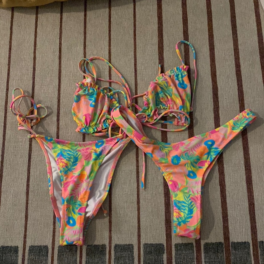 White Fox Boutique Bikini Set